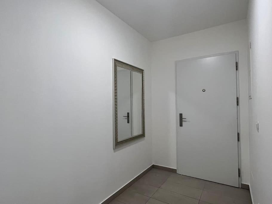 The Dante Prague - Family And Friends Apartments, Free Parking Εξωτερικό φωτογραφία