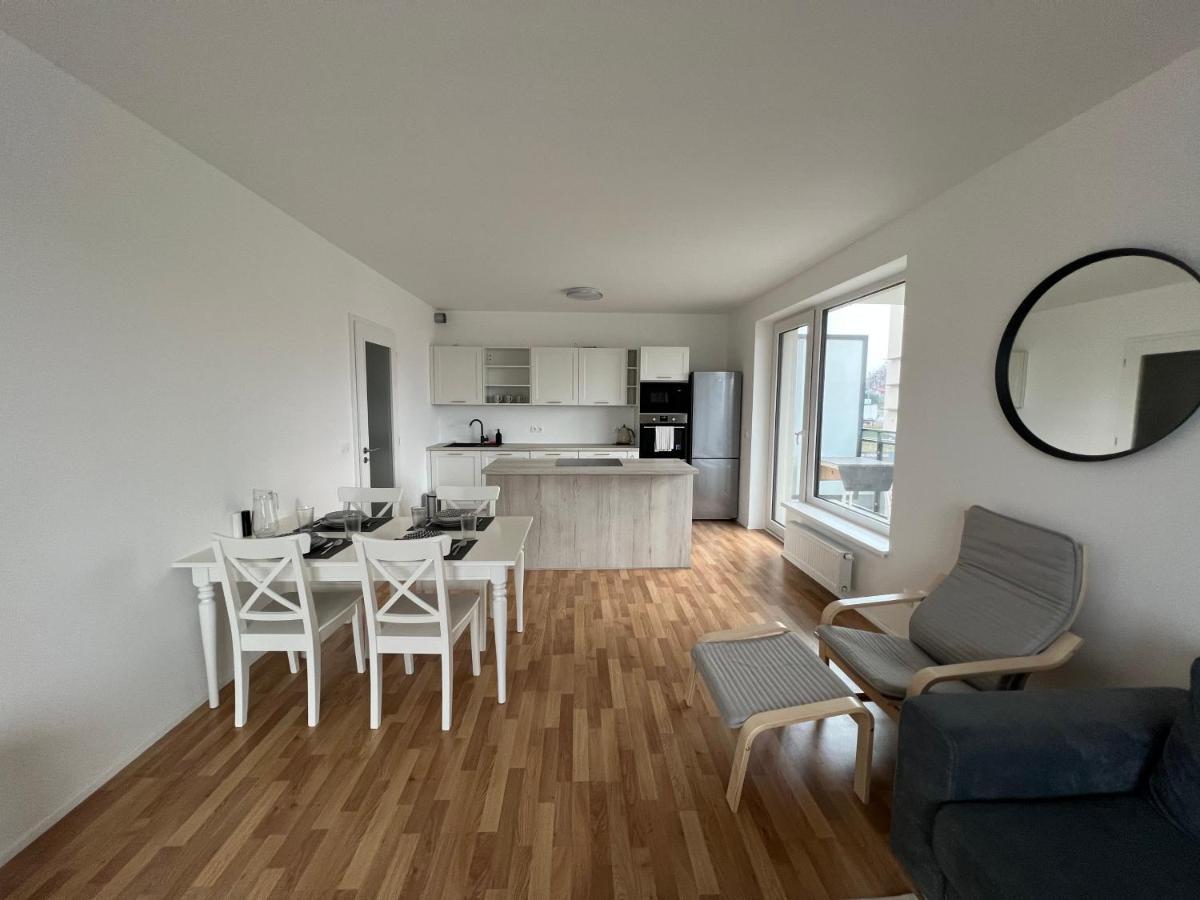 The Dante Prague - Family And Friends Apartments, Free Parking Εξωτερικό φωτογραφία